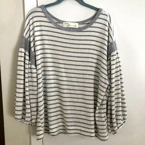 Vintage Havana Balloon sleeve top